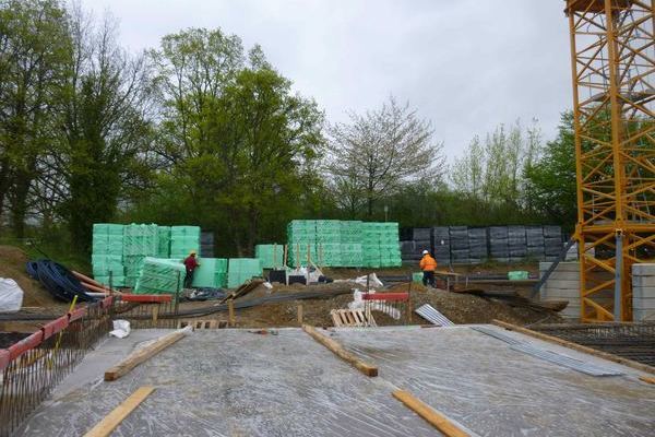 Dmmmaterial gestapelt.j