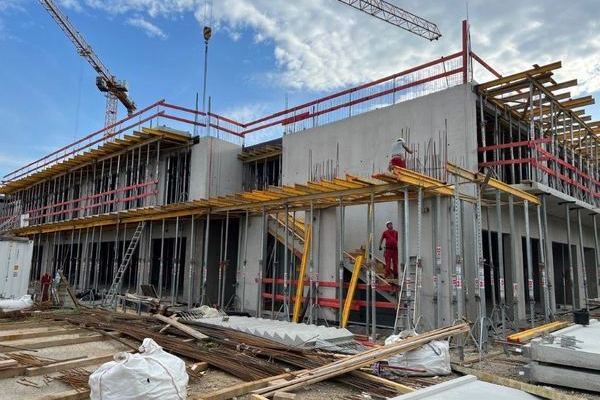 Ansicht Sdwest Gebudeecke EG und 1. OG