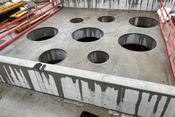 Dachffnungen Aula, Ansicht vom Dach