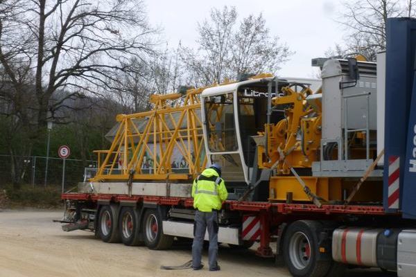 Ger�st wird ausgepackt